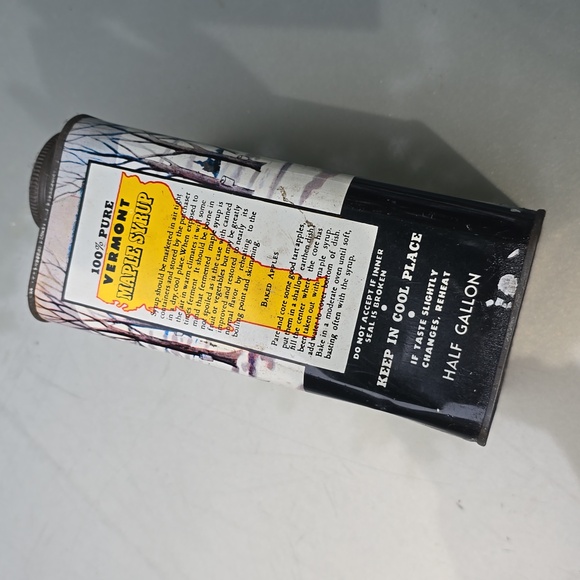 Vintage Vermont Maple Syrup Tin Can Bottle half gallon w recipes Decor - Picture 2 of 9